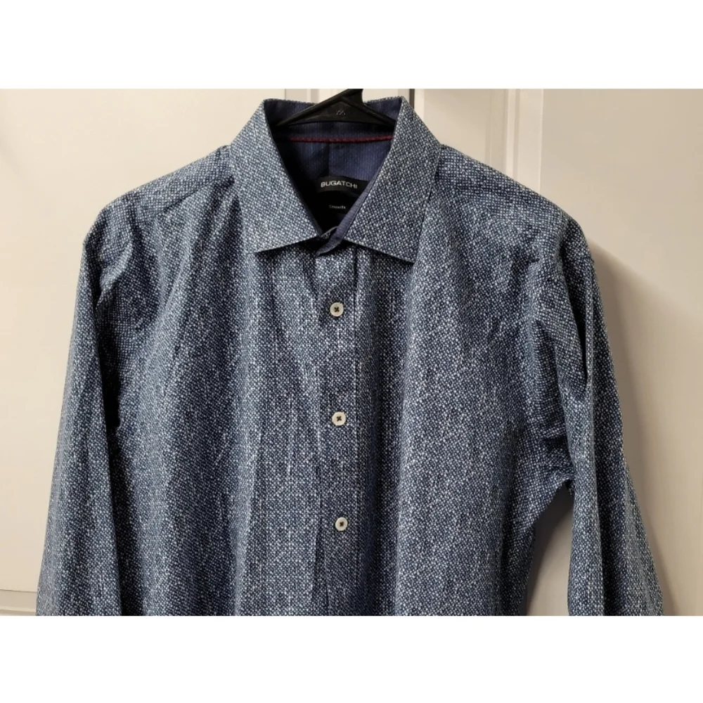 Bugatchi Men's Shirt Size: Medium